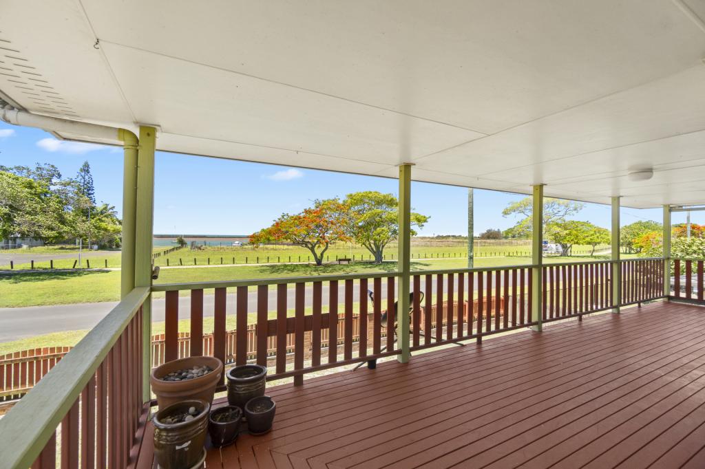 1/44 Harbour Esp, Burnett Heads, QLD 4670