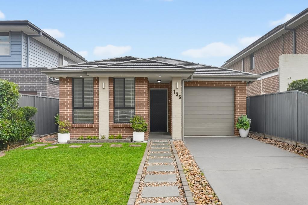 136 Tedbury Rd, Jordan Springs, NSW 2747