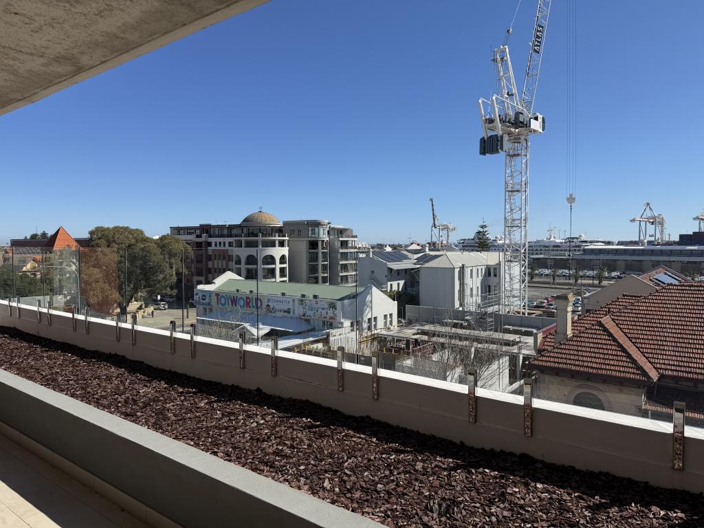 41/10 Quarry St, Fremantle, WA 6160