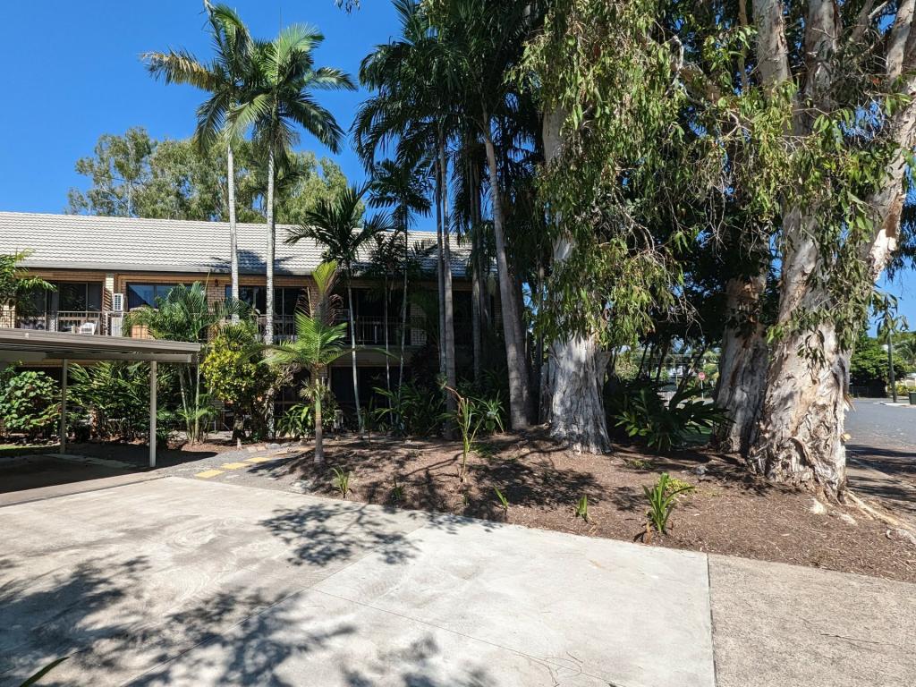 6/21 POINCIANA ST, HOLLOWAYS BEACH, QLD 4878