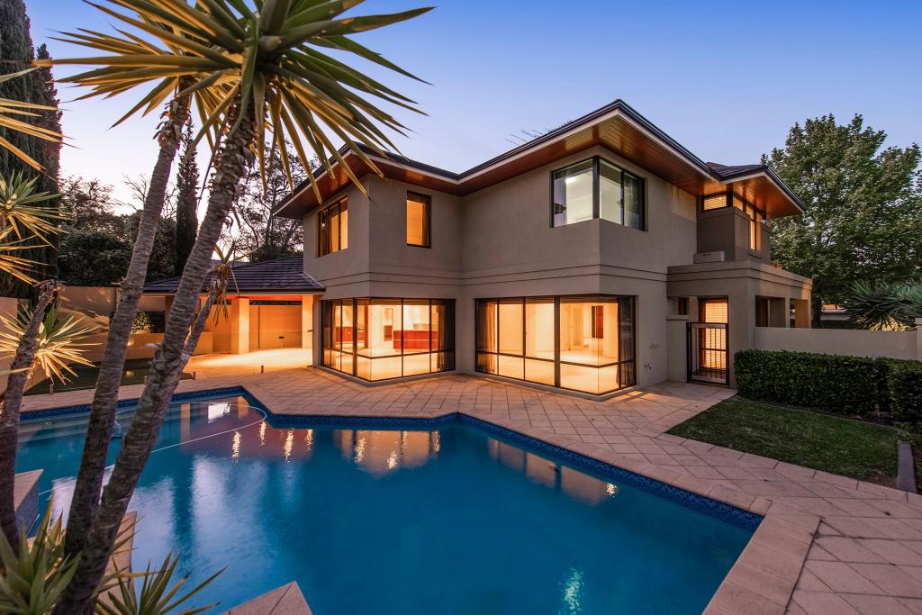 16 Minora Rd, Dalkeith, WA 6009