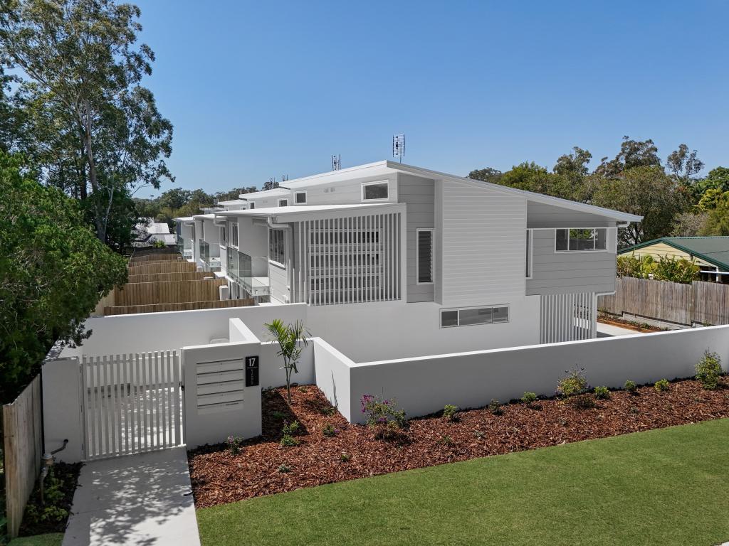 1/17 NICHOLS AVE, BEERWAH, QLD 4519