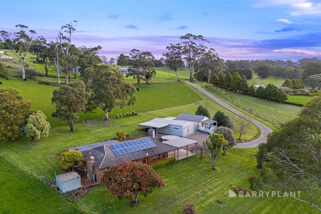 43 Whites Rd, Buninyong, VIC 3357