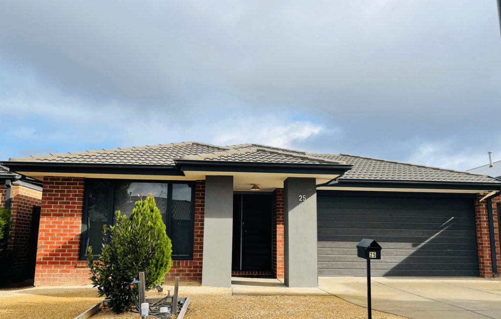 25 Tourmaline Dr, Cobblebank, VIC 3338