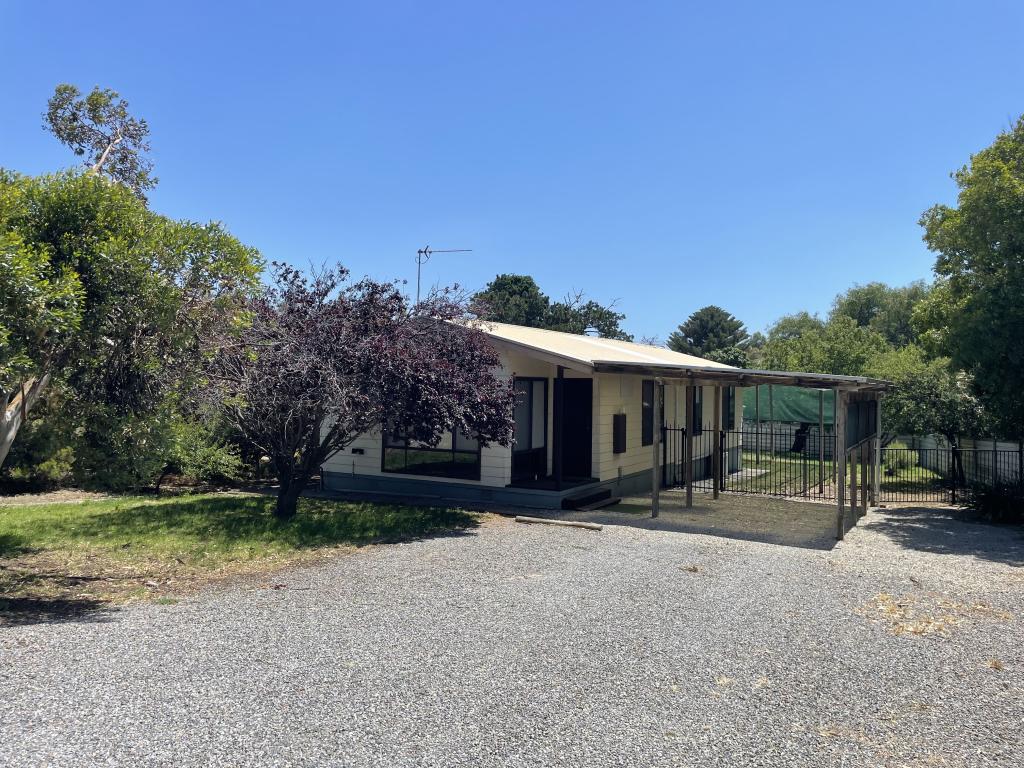 30 Carrickalinga Rd, Carrickalinga, SA 5204