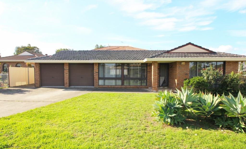 50 RUNCORN ST, ST JOHNS PARK, NSW 2176