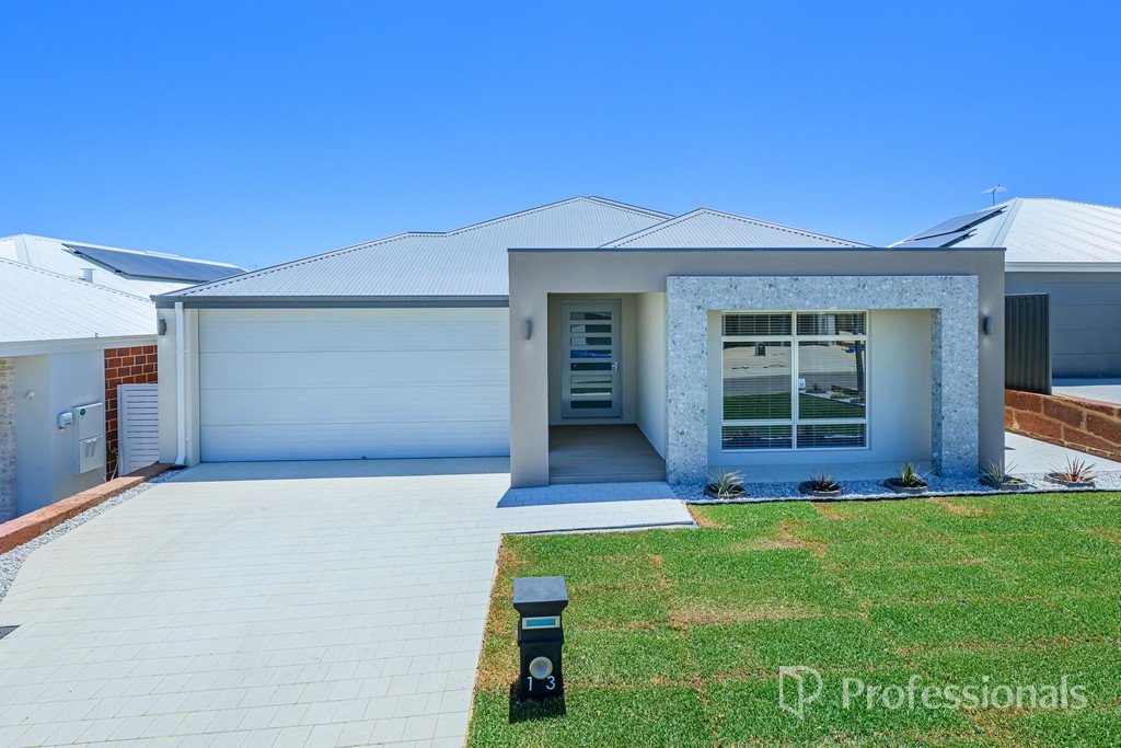 13 Walker Rd, Bullsbrook, WA 6084