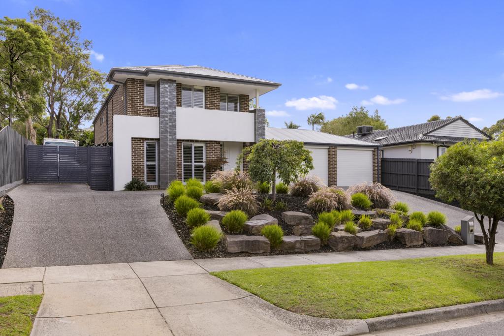 9 Sunnybrook Dr, Wheelers Hill, VIC 3150