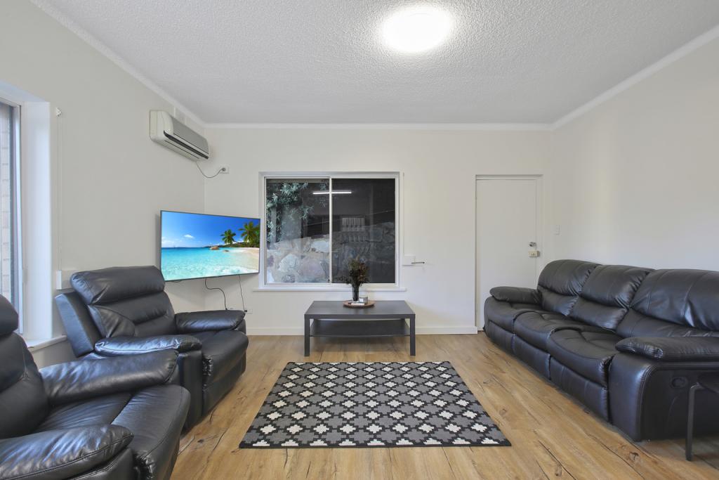 1/172 Seaview Rd, Henley Beach South, SA 5022