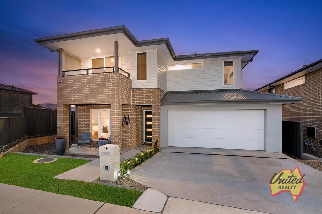 19 Glossodia Dr, Denham Court, NSW 2565