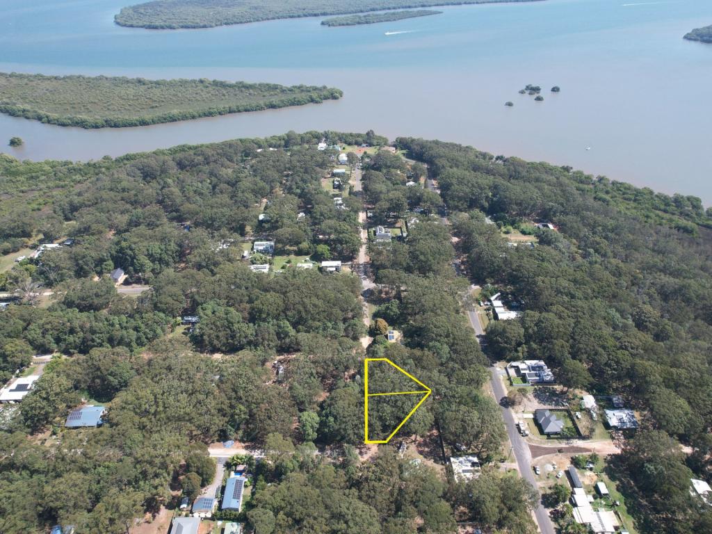 1 Monaco Ave, Russell Island, QLD 4184