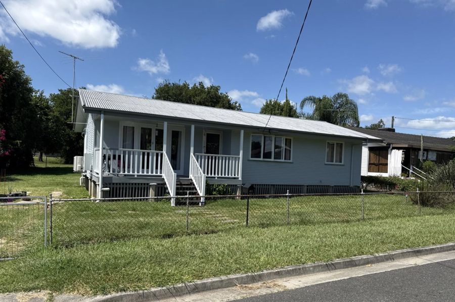 41 Clifton St, Booval, QLD 4304