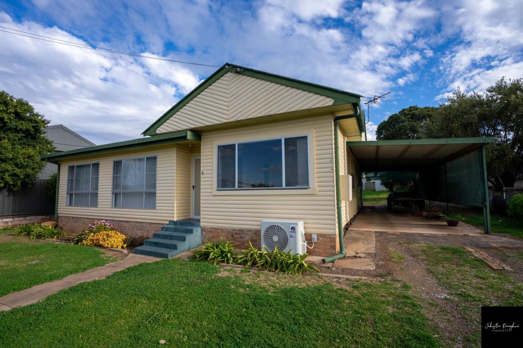 5 Bowen Ave, Gunnedah, NSW 2380