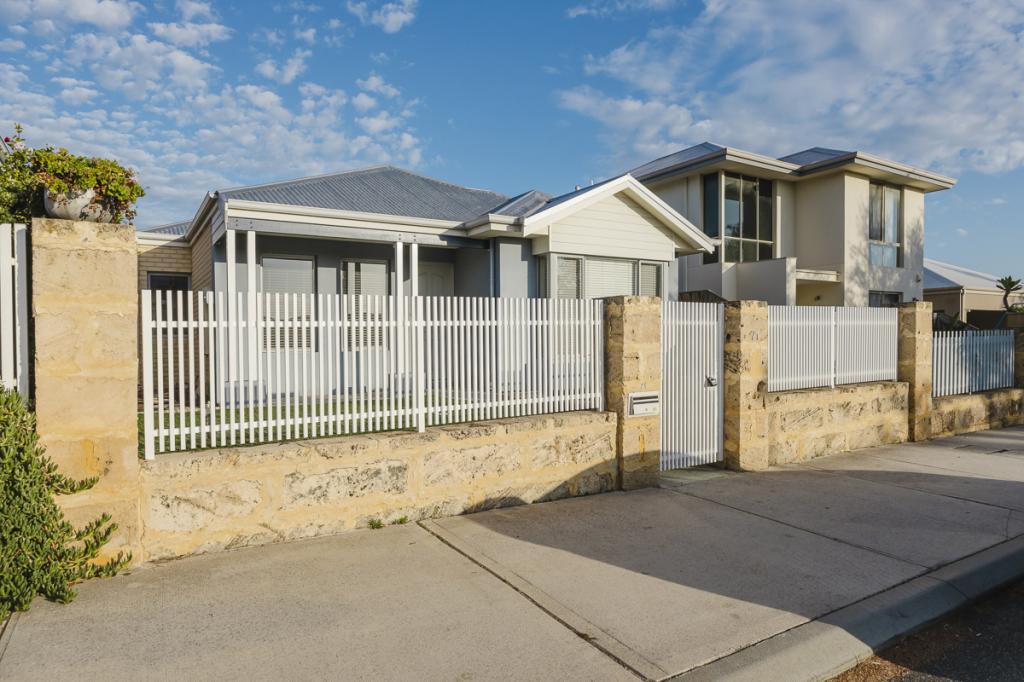 71 Seaside Ave, Yanchep, WA 6035
