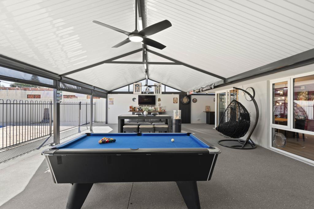 9 Crawley Gr, Heathridge, WA 6027