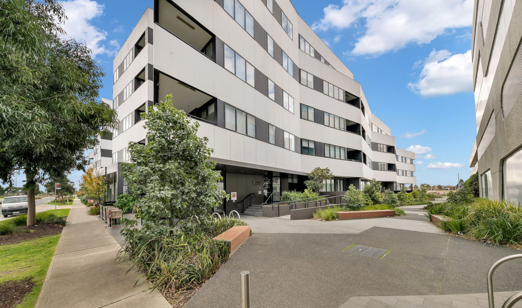 102/115 Overton Rd, Williams Landing, VIC 3027