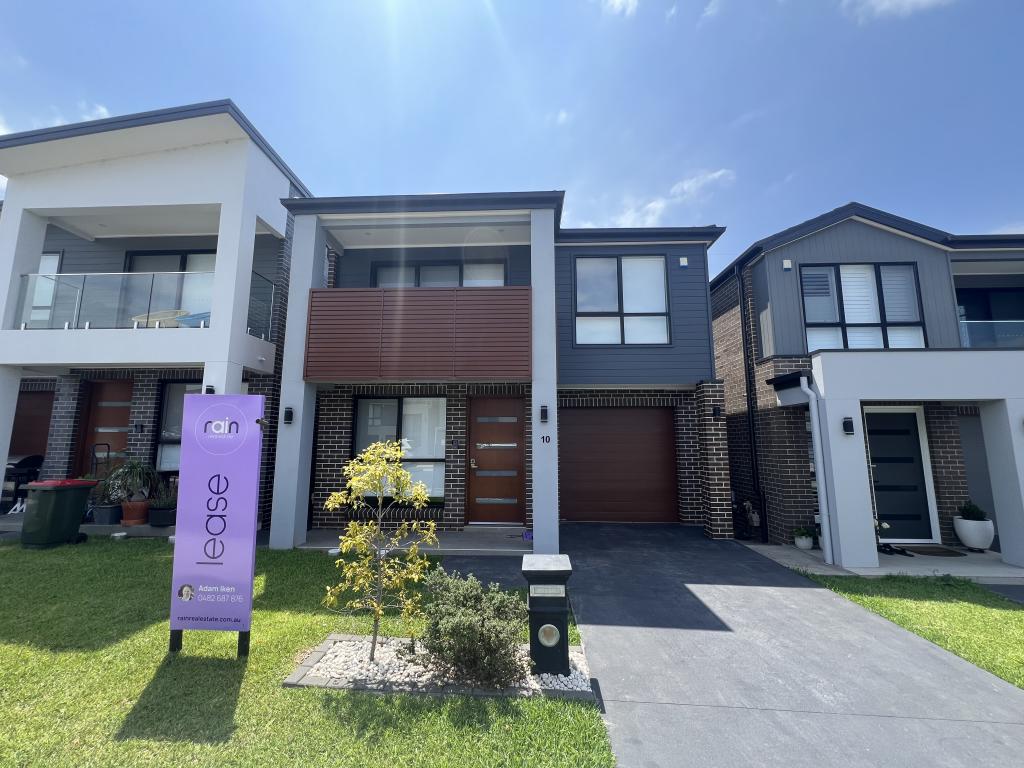 10 Grandeur Pde, Riverstone, NSW 2765