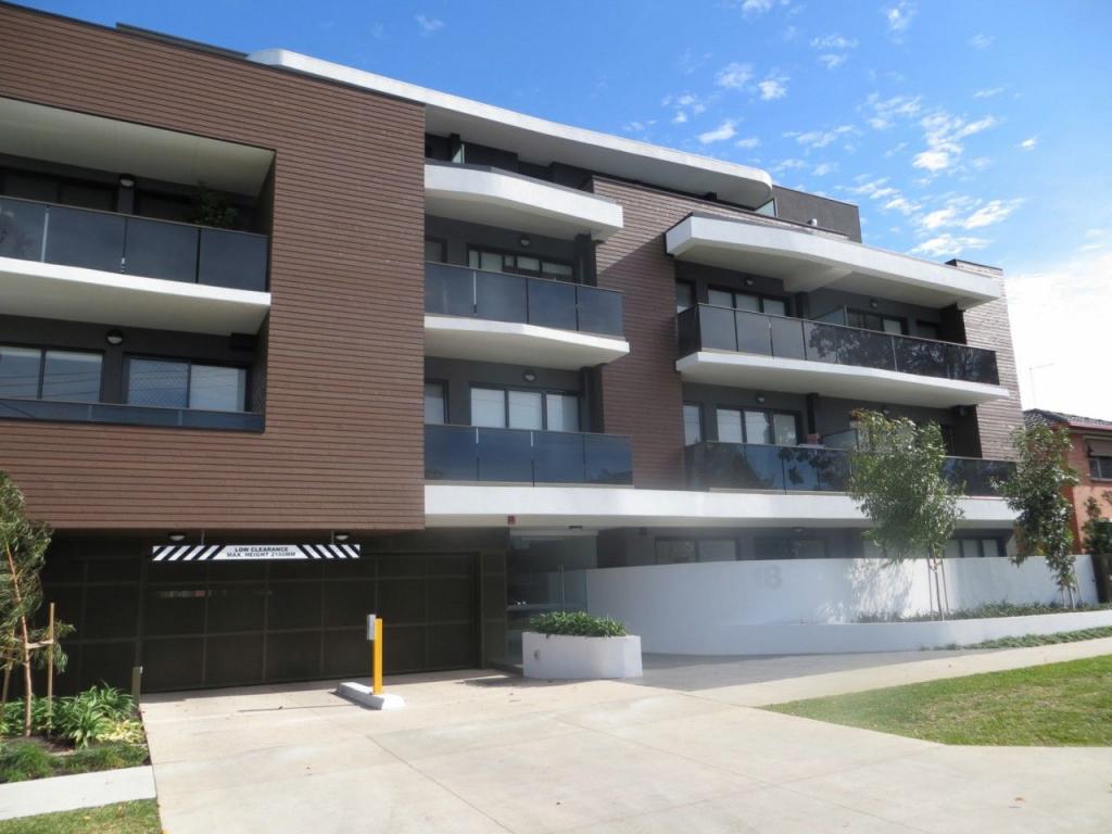 102/18 Queen St, Blackburn, VIC 3130