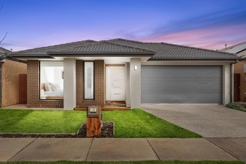 18 Vernal Cct, Mount Duneed, VIC 3217