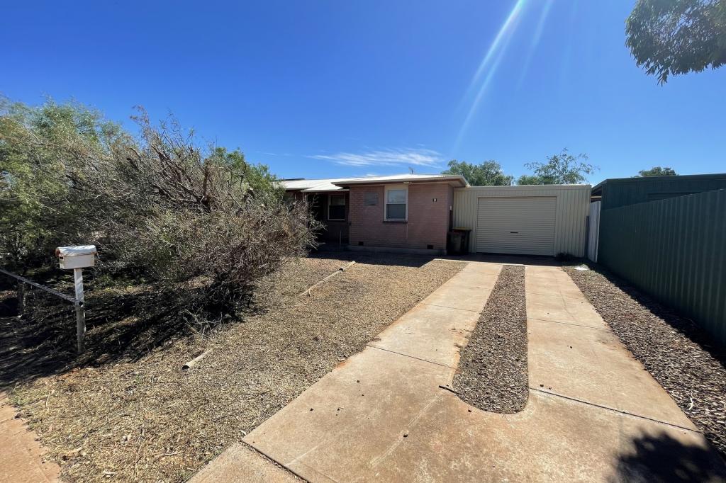 9 Hutchinson St, Whyalla Stuart, SA 5608