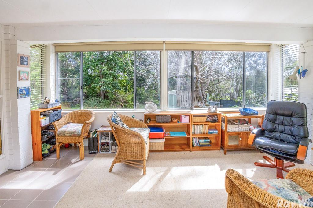 2 Adina Cl, Forster, NSW 2428