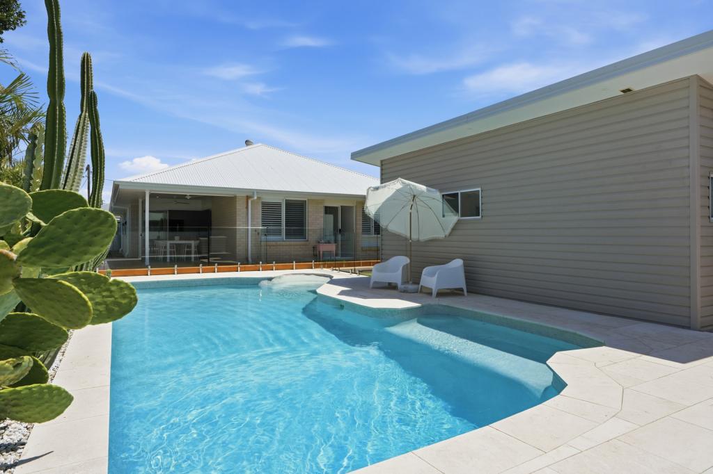 53 Kathleen White Cres, Killarney Vale, NSW 2261