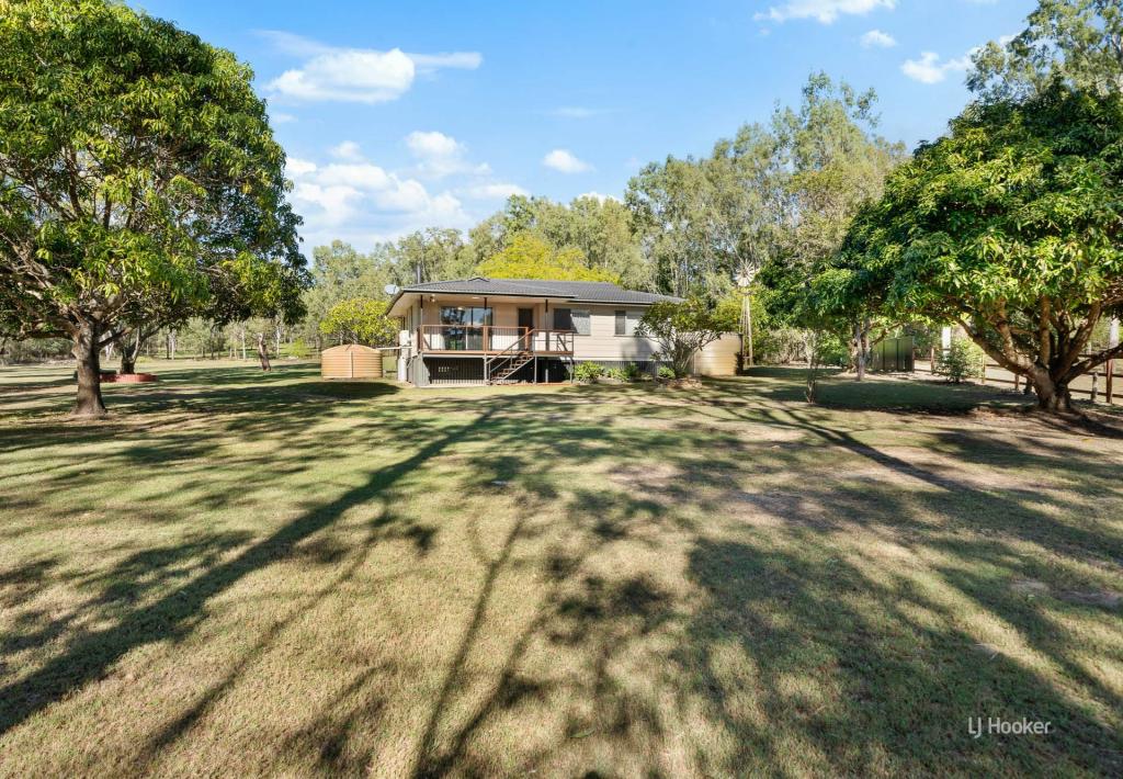 153 Pine Cres, Esk, QLD 4312