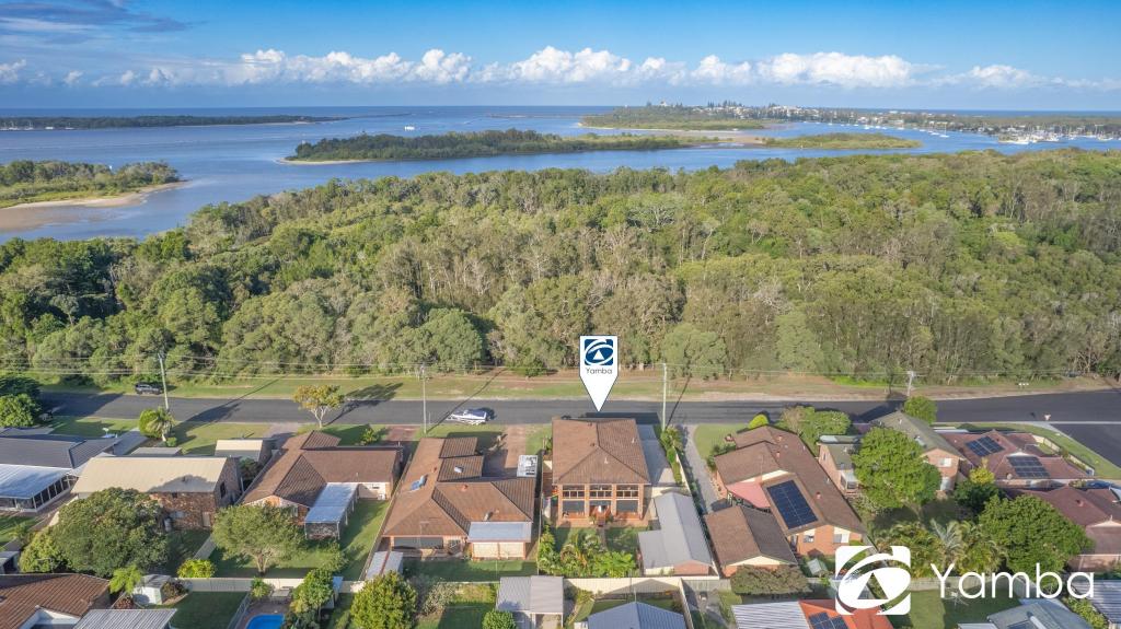 51 Shores Dr, Yamba, NSW 2464