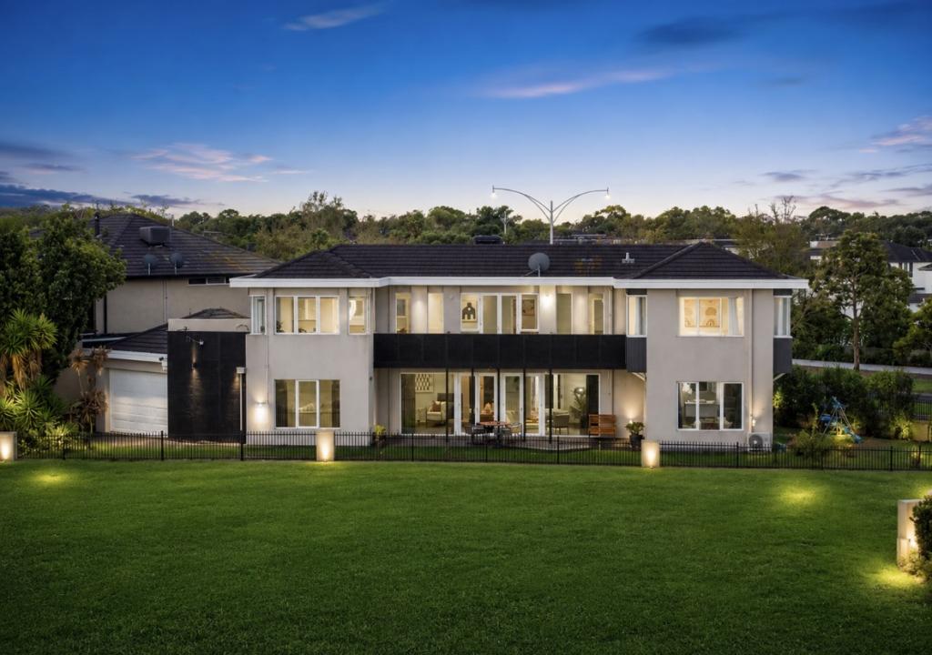 22 Manhattan Cl, Point Cook, VIC 3030