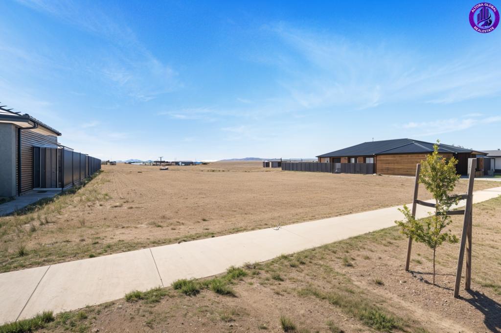 20 Butcherbird Pde, Winter Valley, VIC 3358