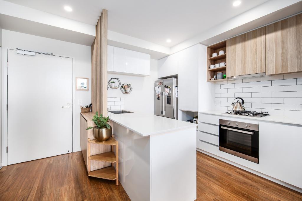 314/9 Commercial Rd, Caroline Springs, VIC 3023