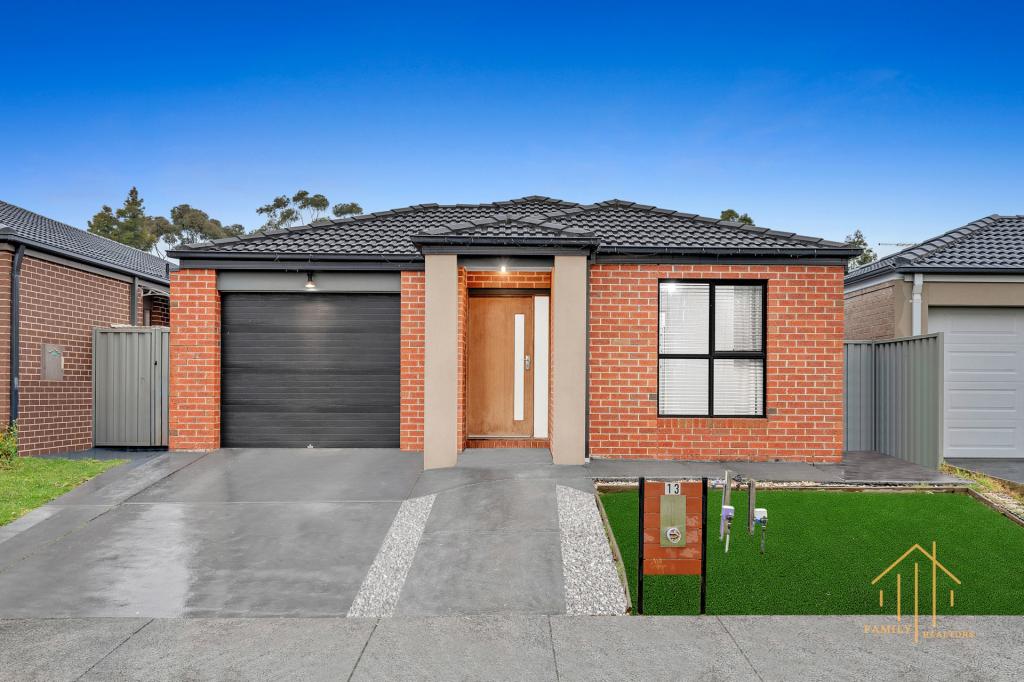 13 Birdwell Dr, Cranbourne East, VIC 3977