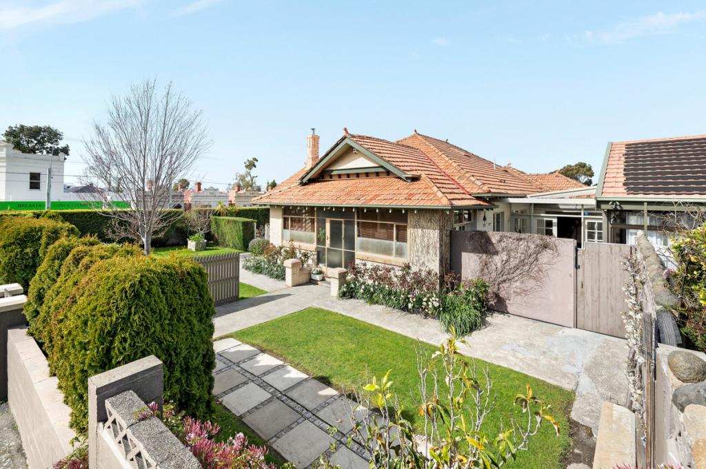 2 Lansdowne Cres, West Hobart, TAS 7000