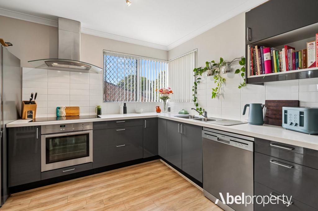 7/4 Lee Pl, Noranda, WA 6062
