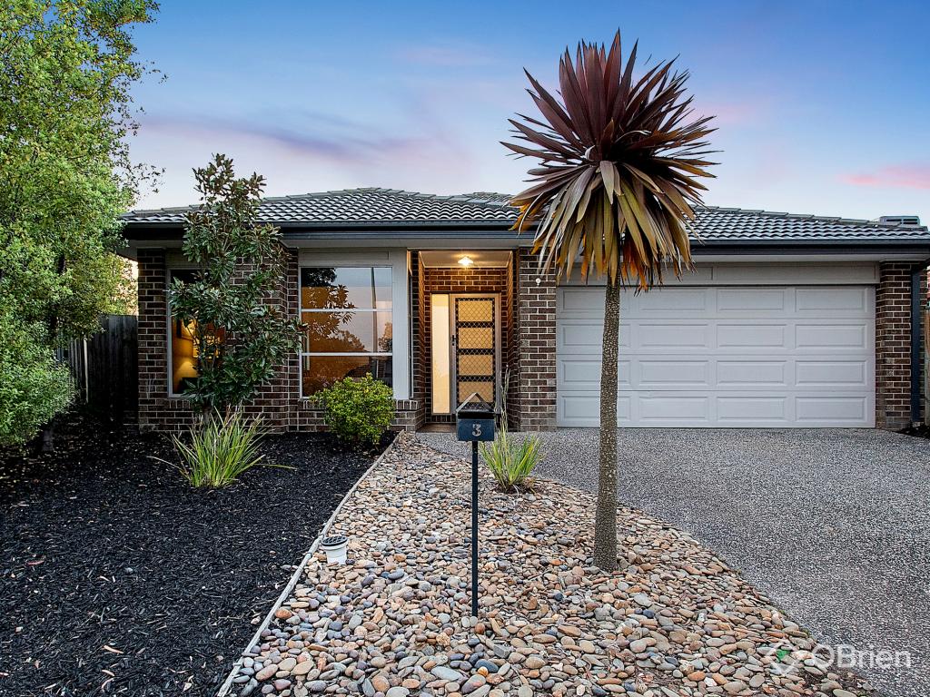 3 BROCKER ST, CLYDE NORTH, VIC 3978