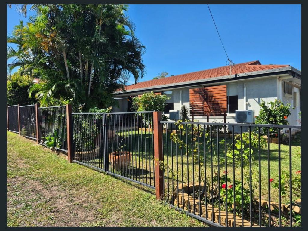87 Booth Ave, Tannum Sands, QLD 4680