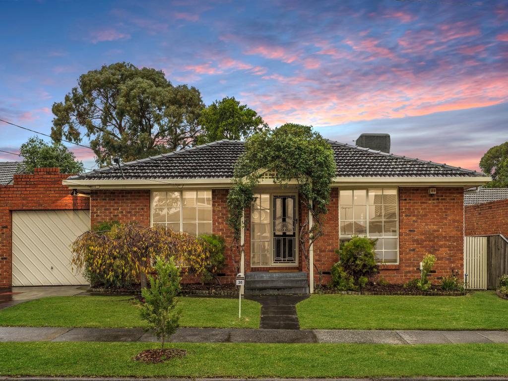38 Bessazile Ave, Forest Hill, VIC 3131