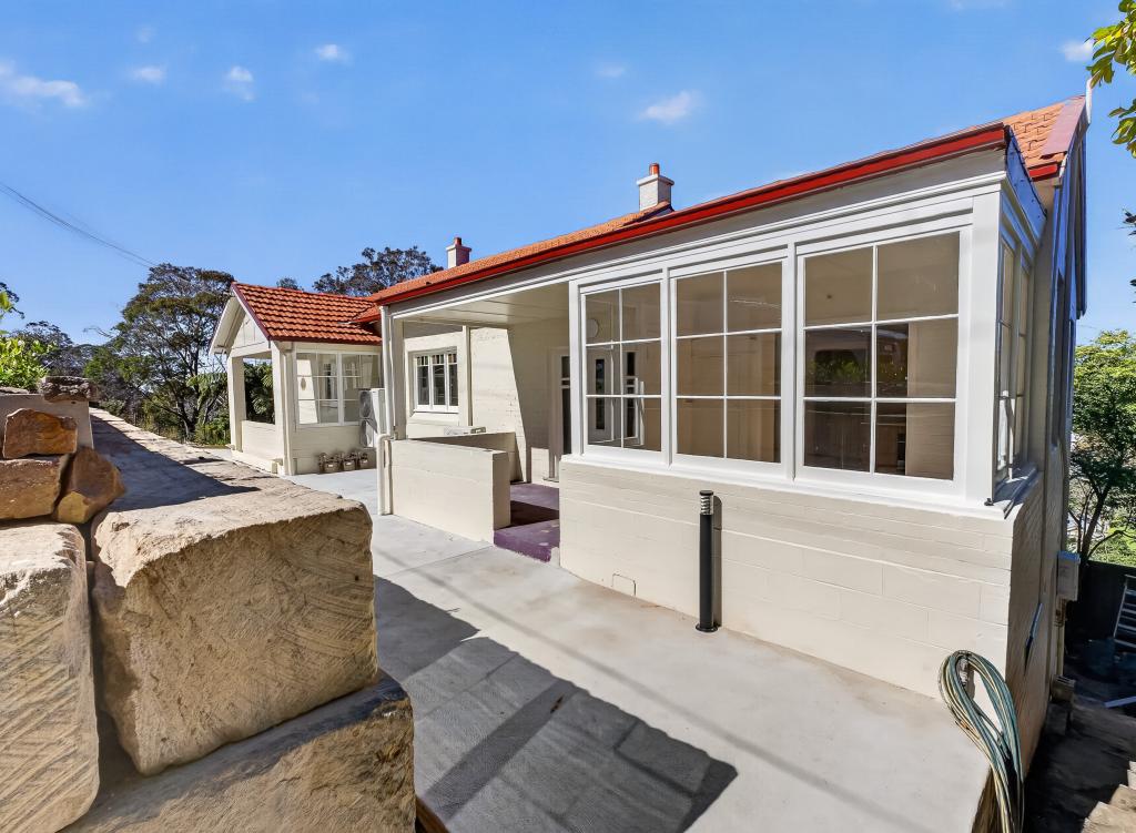 8 Miles Ave, Katoomba, NSW 2780