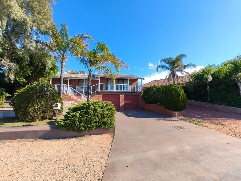 82 Mcsporran Cres, Port Augusta West, SA 5700