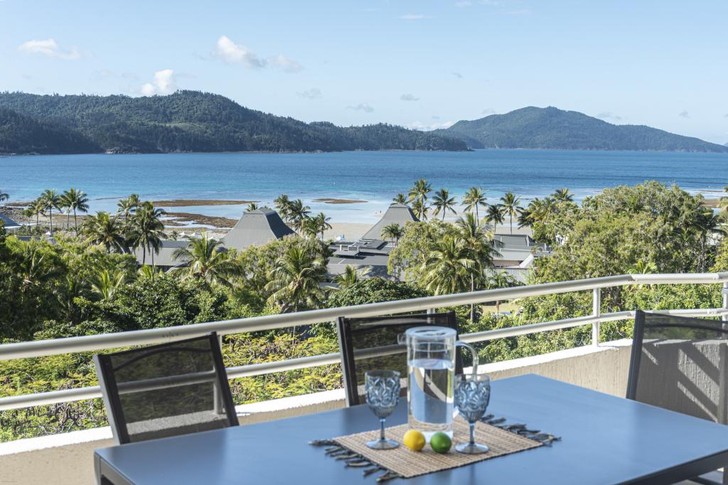208/2 MARINA DR, HAMILTON ISLAND, QLD 4803