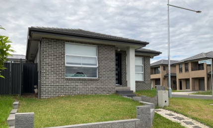 51 Pluto Ave, Leppington, NSW 2179