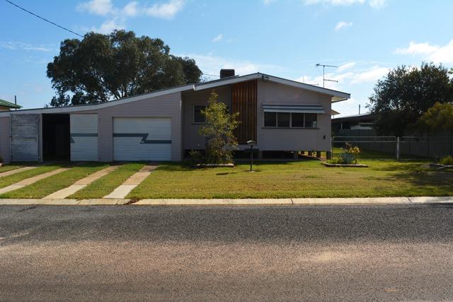 83 Rose St, Blackall, QLD 4472