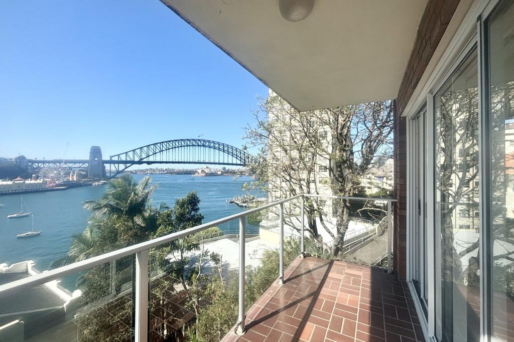 21/17 East Crescent St, Mcmahons Point, NSW 2060