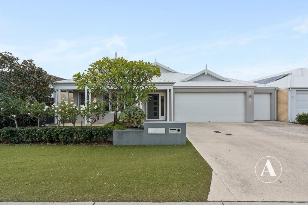 12 FOXGLOVE ST, PIARA WATERS, WA 6112