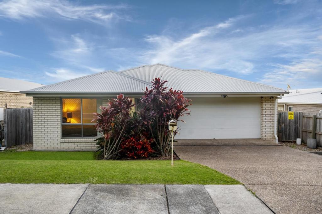 7 Steven Cres, Pimpama, QLD 4209