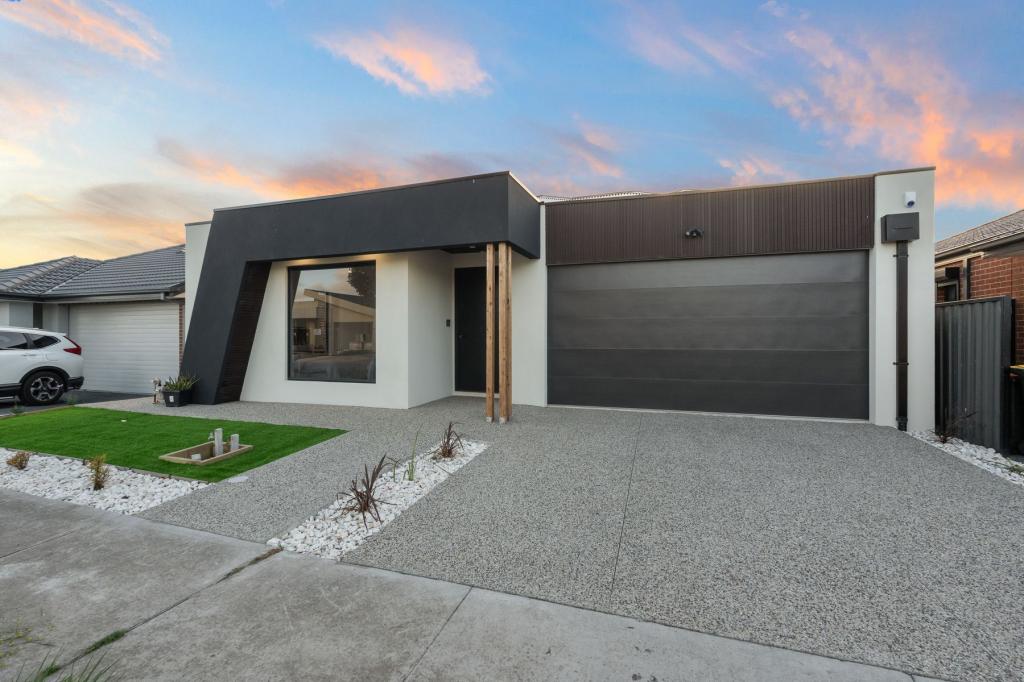 48 Scoria Cct, Craigieburn, VIC 3064