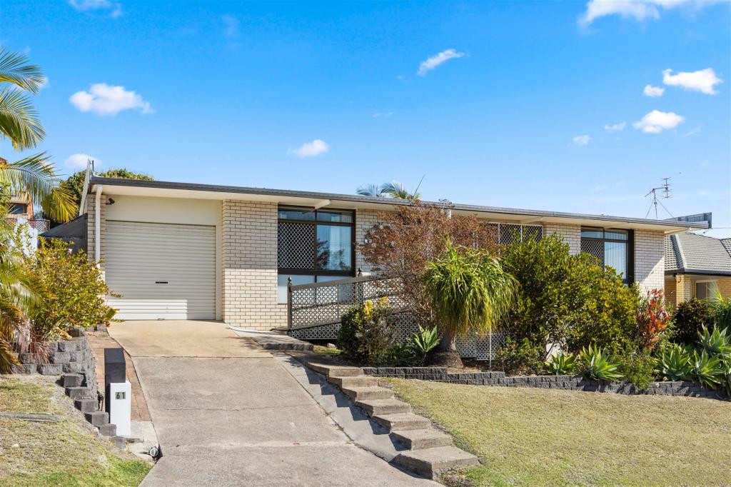 61 Hillcrest Ave, Scarness, QLD 4655