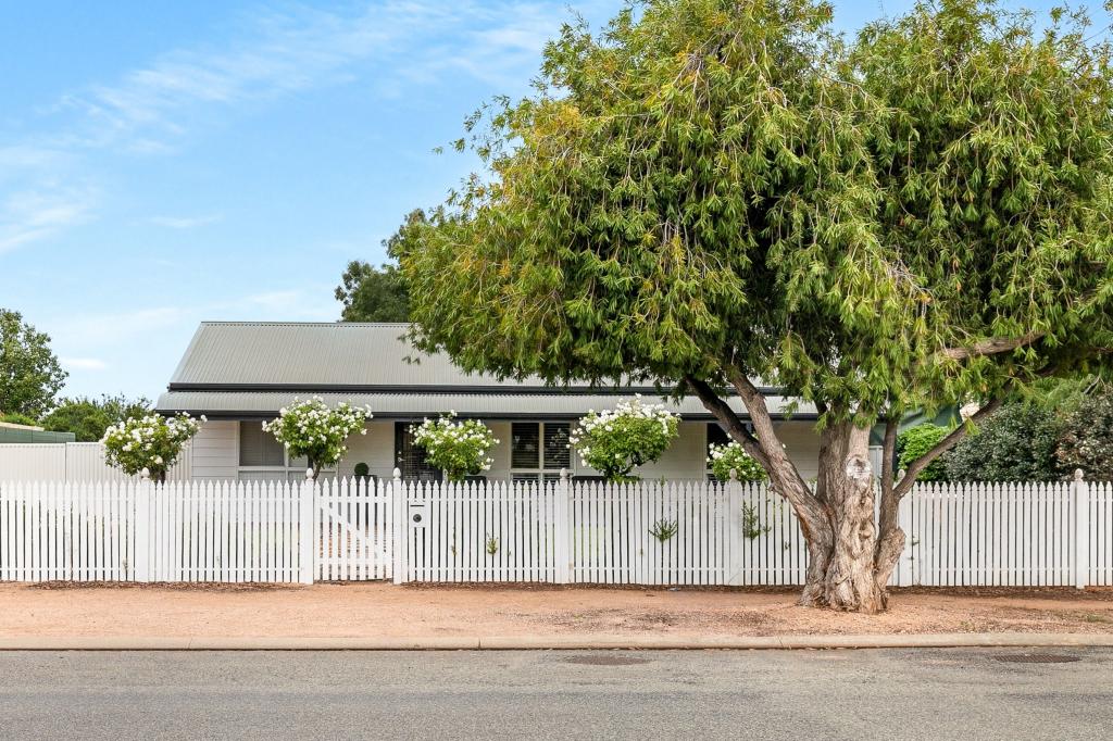 35 Twentyfirst St, Renmark, SA 5341