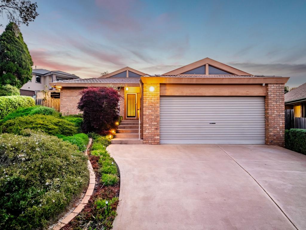 9 WINDMILL CT, WHEELERS HILL, VIC 3150