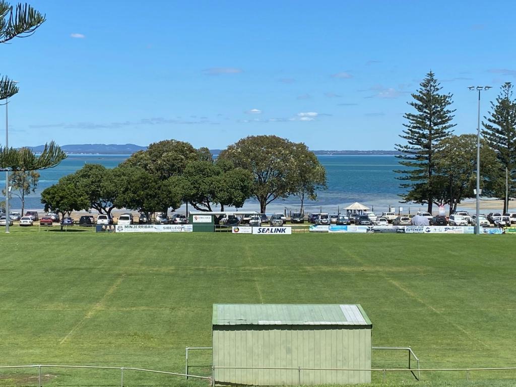 2/9 Ballow Rd, North Stradbroke Island, QLD 4183